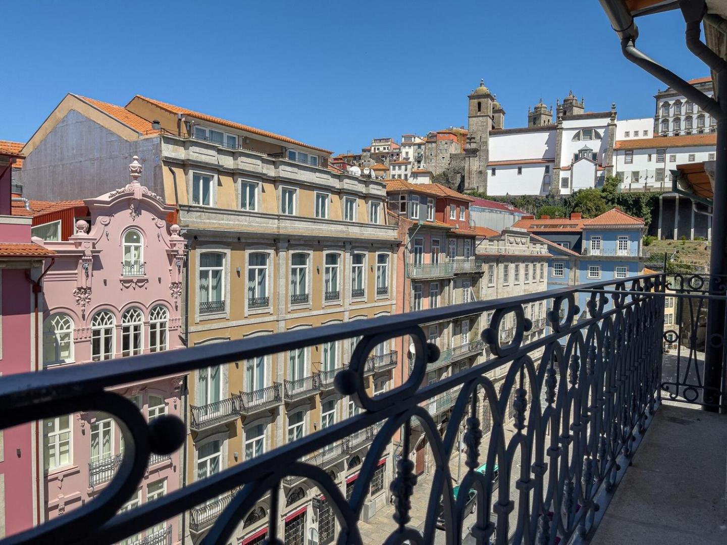 Award-winning Loft Design With View To Douro River Apartamento *
